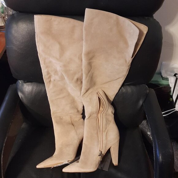 NEW ! Vince Camuto Minnada Over the Knee Boot Wide Calf Taupe Size 7 - Picture 2 of 7